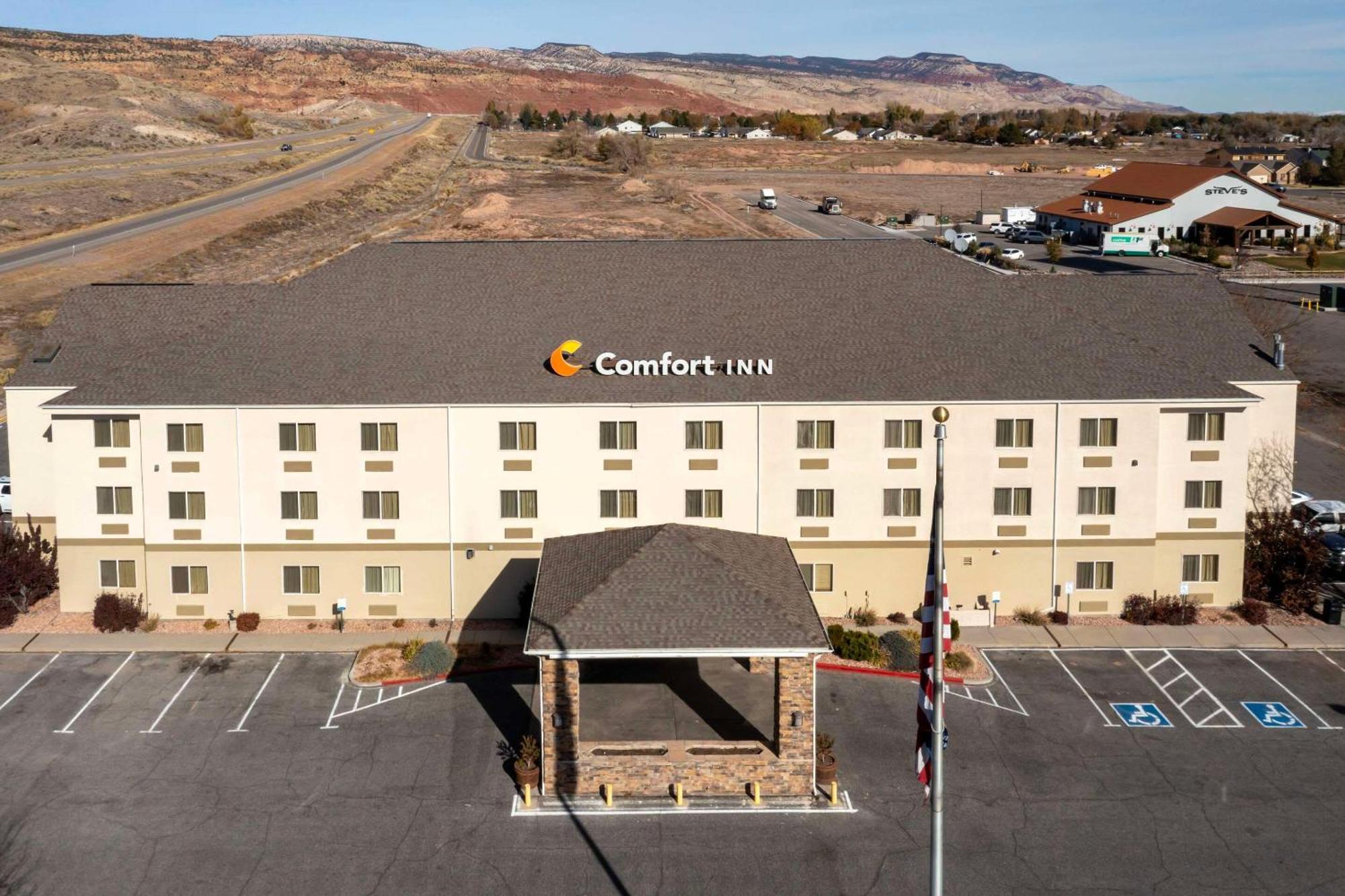 Comfort Inn Richfield I-70 Exterior photo